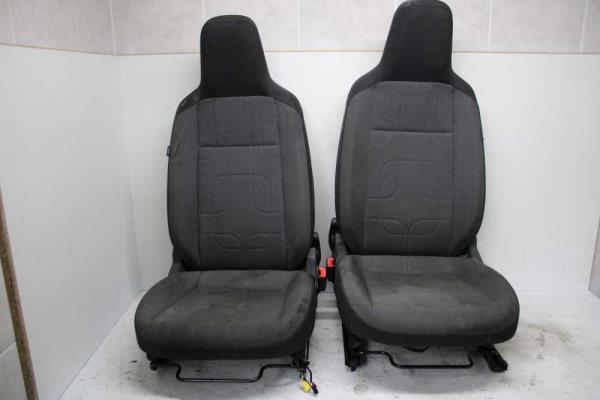 INTERIEUR VW UP/ SKODA CITIGO/ SEAT MII (SIEGE AV + ARRIERE) - Vue 1